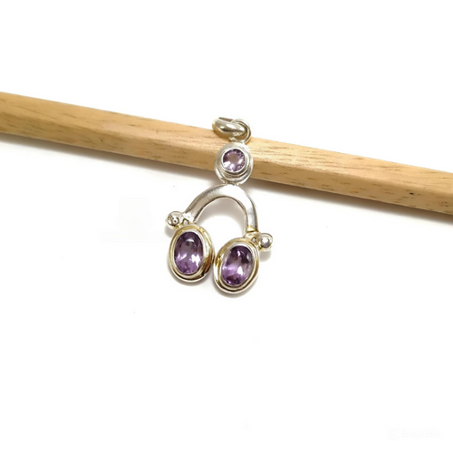 Handmade 925 sterling silver pendant with three amethyst stones, polished silver finish